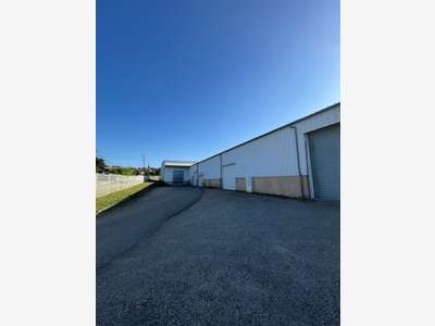 Locaux industriels 960m² à louer à Sonnay (38)
