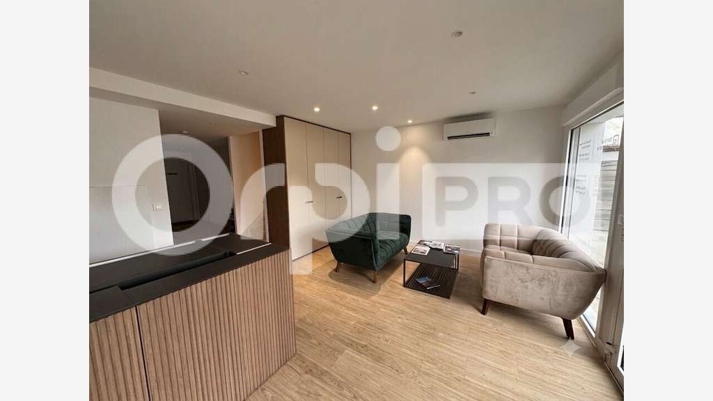 Bureau privatif de 32m² à louer à Soorts-Hossegor