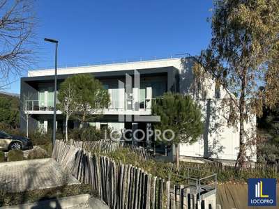 A louer bureaux 915m² à Sophia-Antipolis