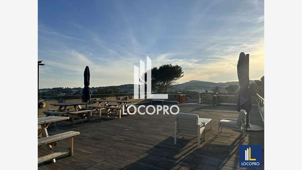 A louer bureaux 257m² entrée de Sophia Antipolis