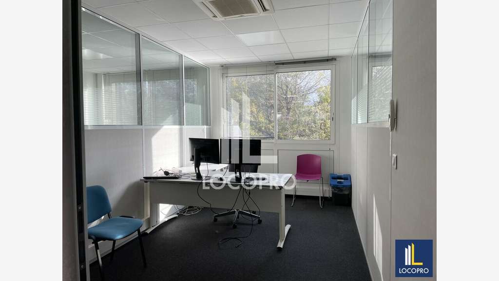A louer bureaux 283m² Sophia Antipolis Rte Dolines