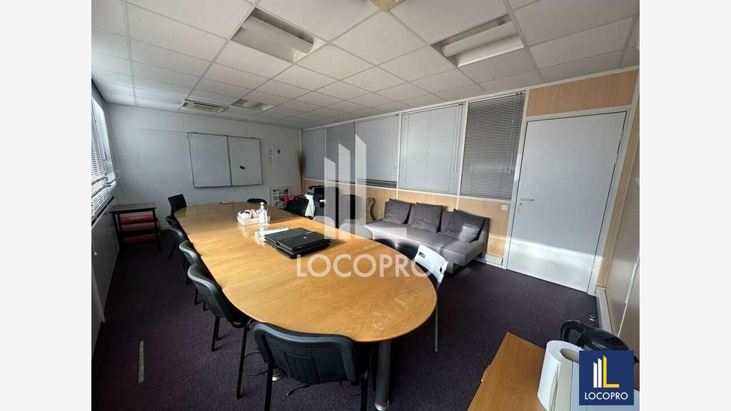 Location bureau 86m² Sophia-Antipolis Pl. Bermond