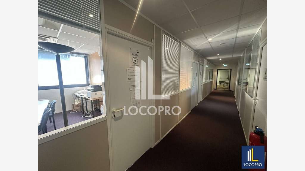 Location bureau 86m² Sophia-Antipolis Pl. Bermond