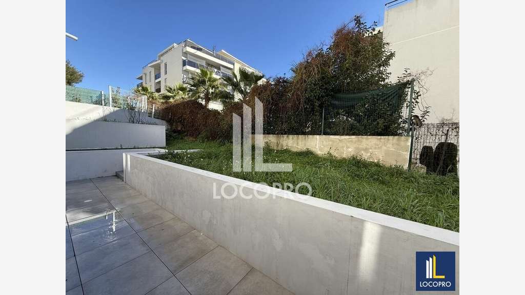 Location bureaux 240m² RDC à Antibes