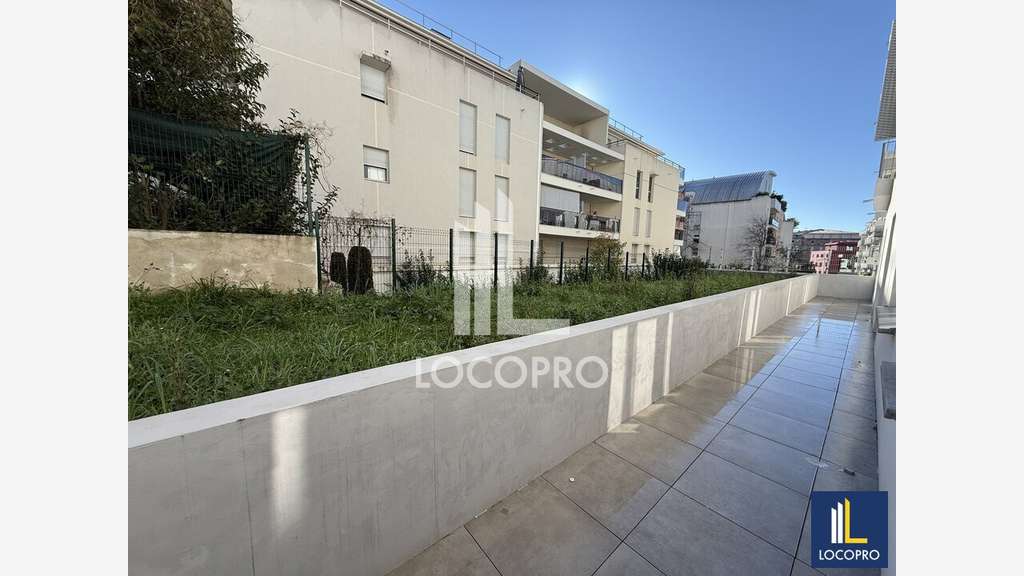 Location bureaux 240m² RDC à Antibes