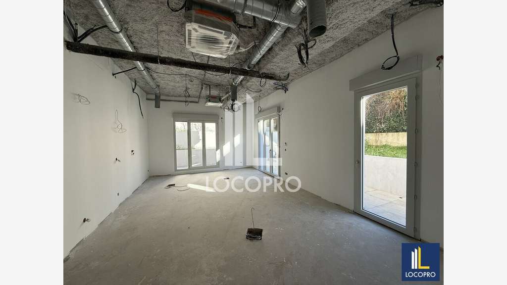 Location bureaux 240m² RDC à Antibes