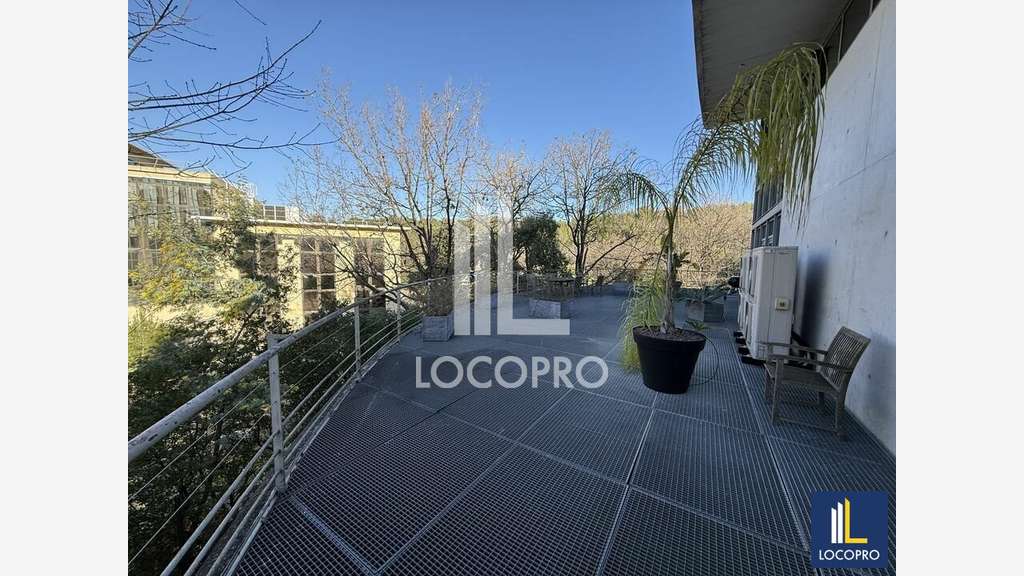 A louer bureaux professionnels à Sophia Antipolis