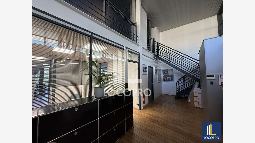 A louer bureaux professionnels à Sophia Antipolis