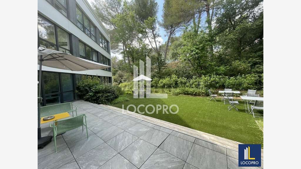 Location bureaux à partir 229m² à Sophia Antipolis