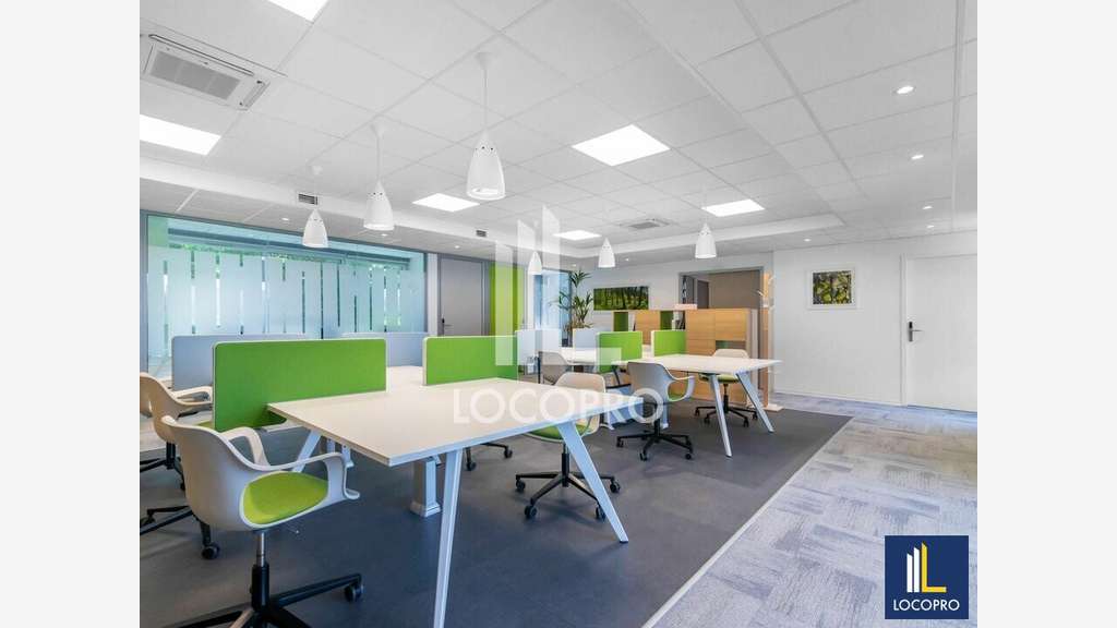 Location bureaux à partir 229m² à Sophia Antipolis