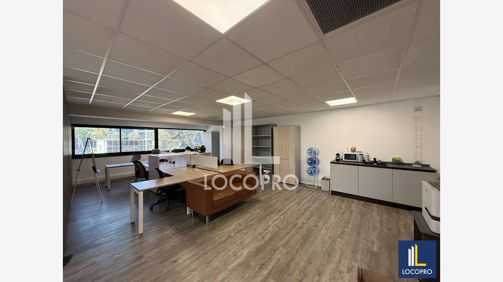 A louer bureaux 119m² RDC Sophia-Antipolis