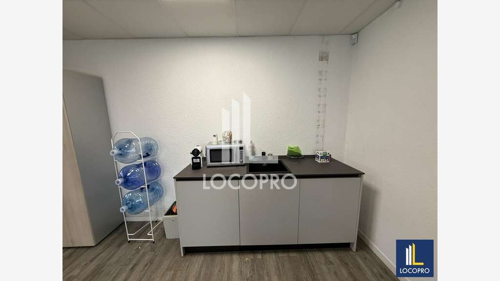 A louer bureaux 119m² RDC Sophia-Antipolis