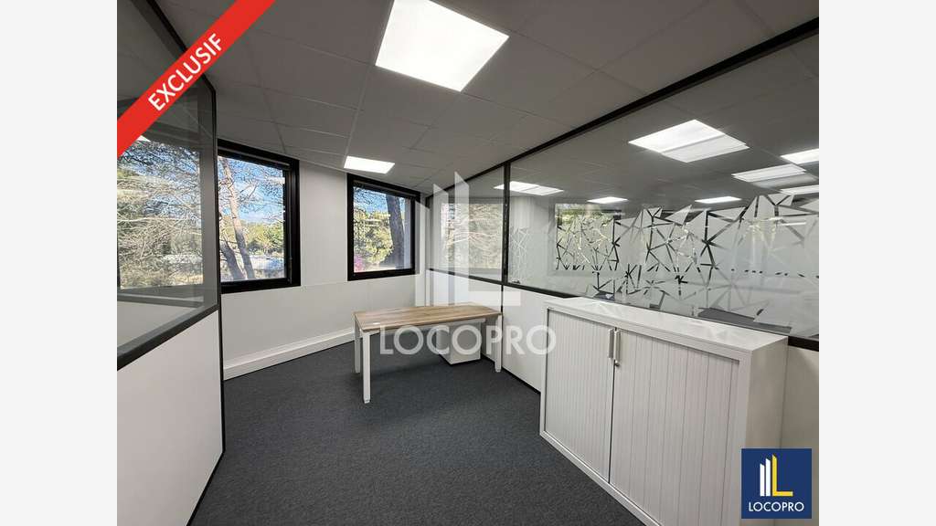 A louer bureaux 234m² RDC à Sophia Antipolis
