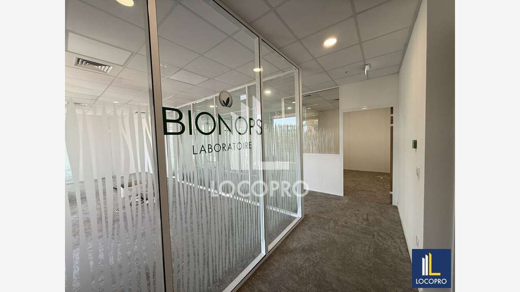 Plateau de bureaux neufs 347m² proche golf de Biot