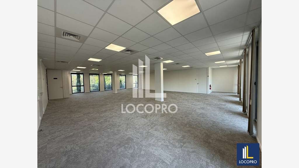 A louer bureaux neufs Sophia-Antipolis St-Philippe