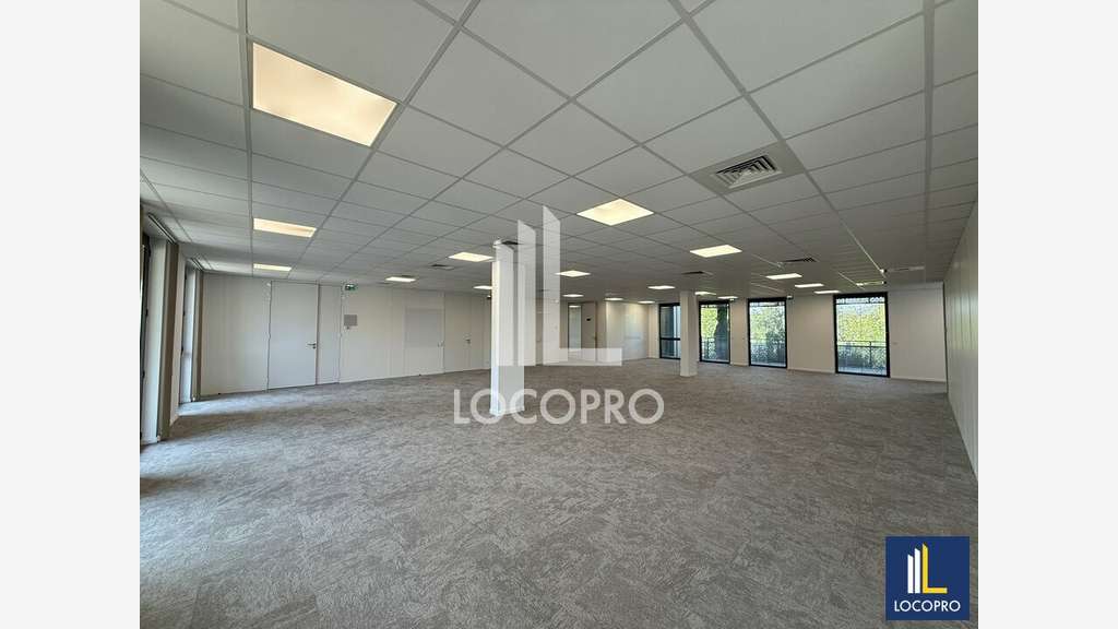 A louer bureaux neufs Sophia-Antipolis St-Philippe