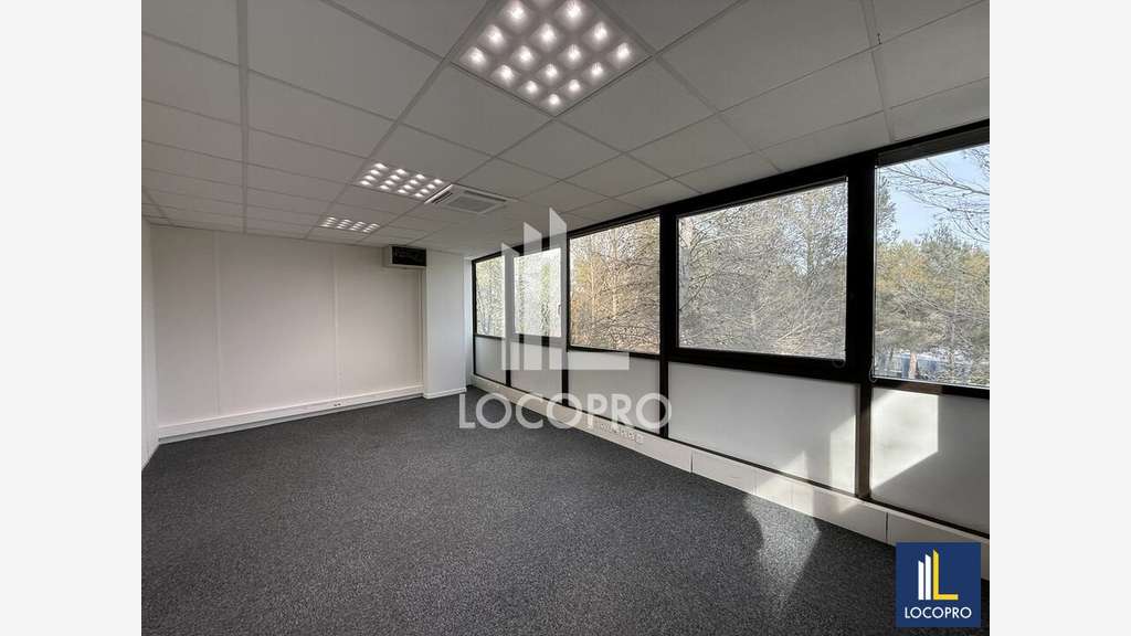 A louer bureau 73m² RDC à Sophia Antipolis