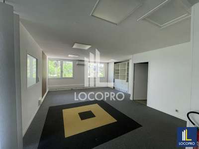 A louer bureaux 134m² à Sophia Antipolis