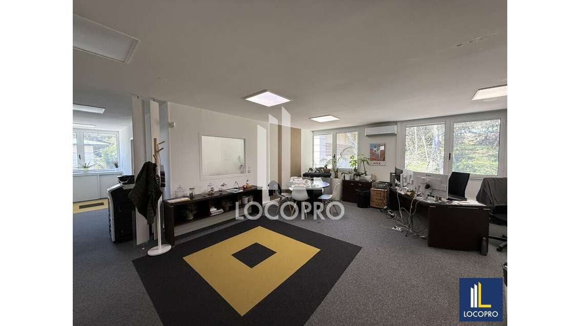A louer bureaux 134m² à Sophia Antipolis