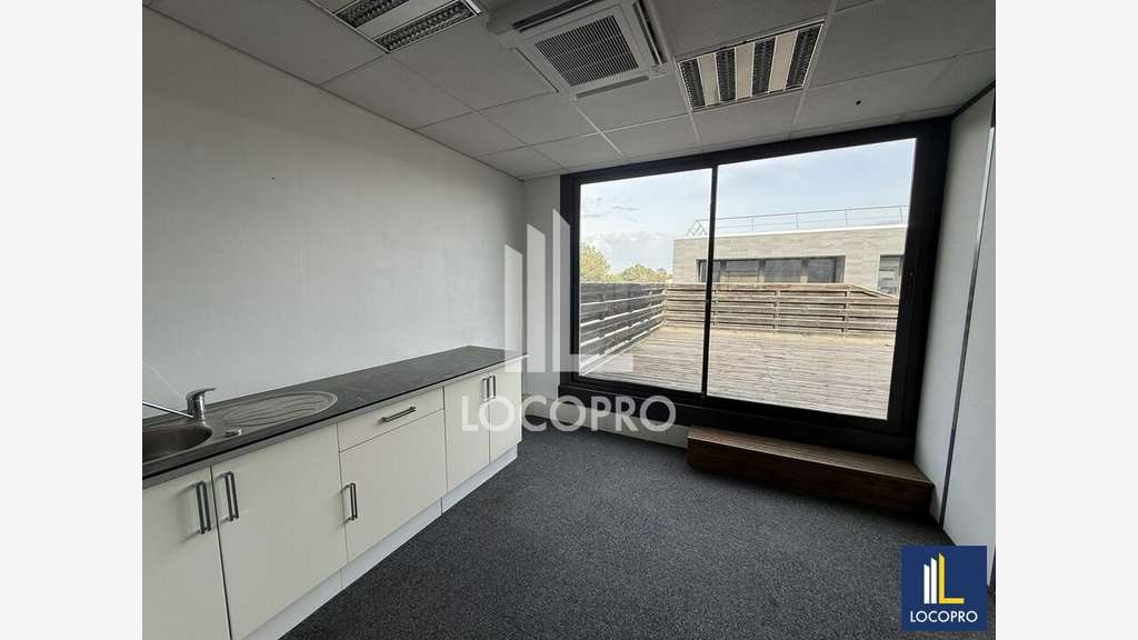 A louer espace de 232m² R+2 à Sophia Antipolis
