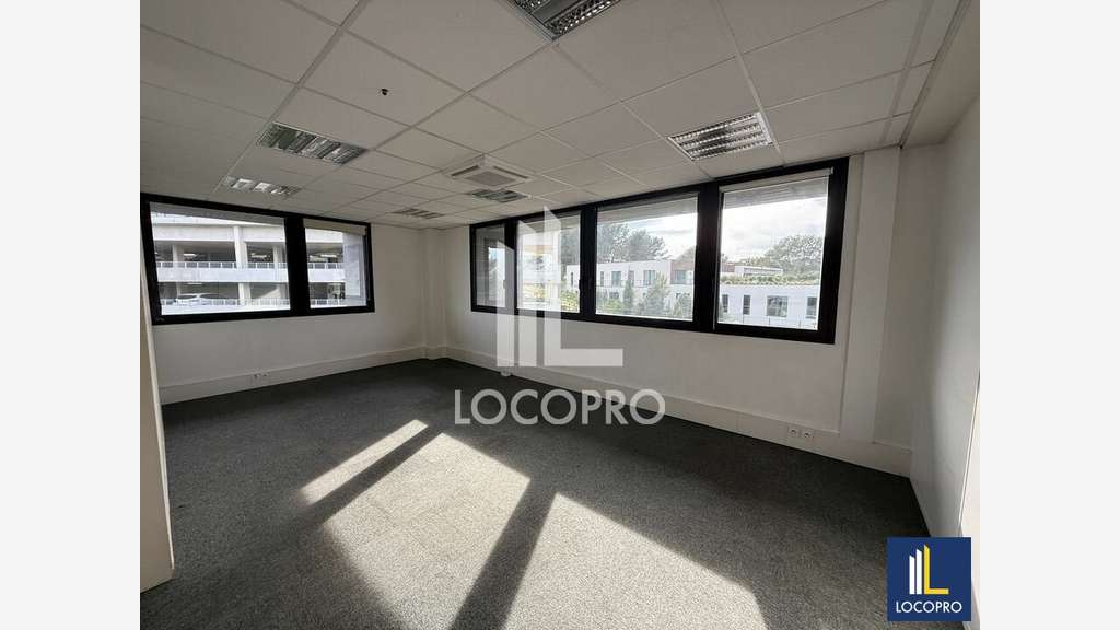 A louer espace de 232m² R+2 à Sophia Antipolis
