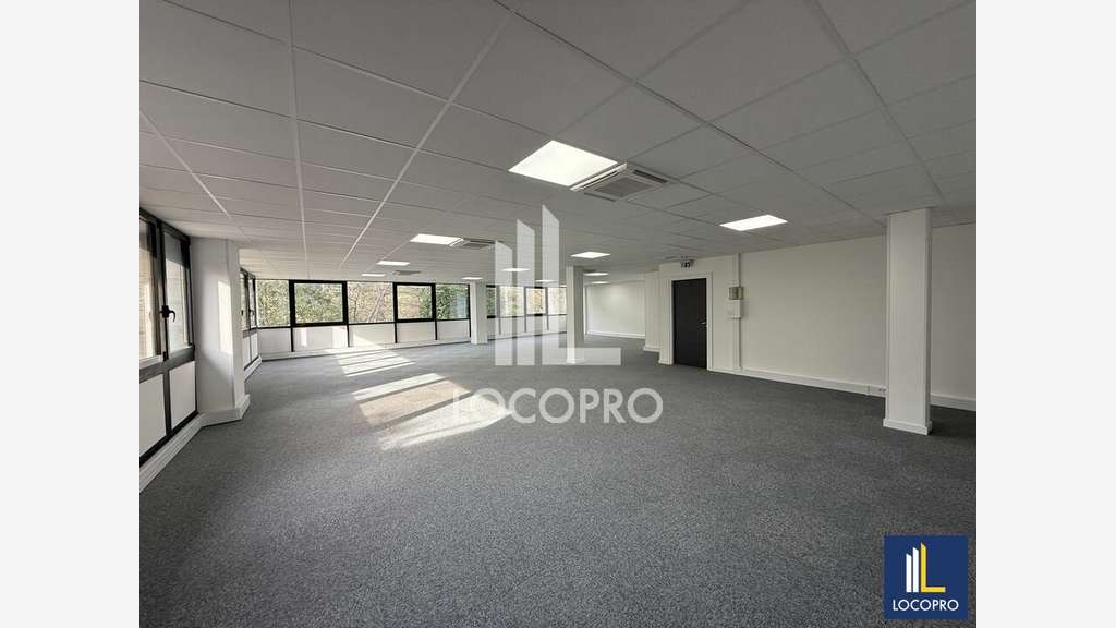 A louer bureaux 169m² rénovés à Sophia Antipolis
