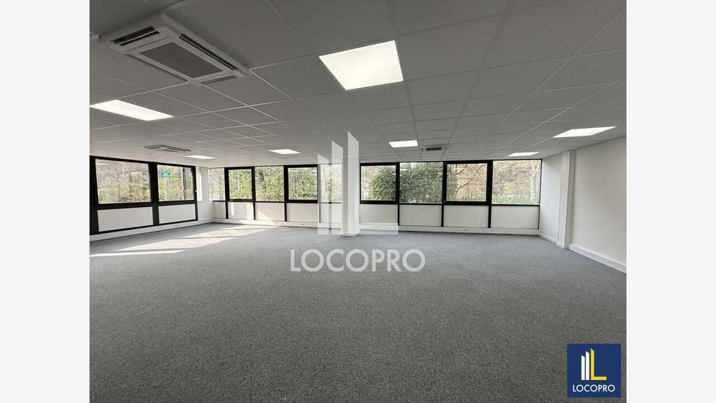 A louer bureaux 169m² rénovés à Sophia Antipolis