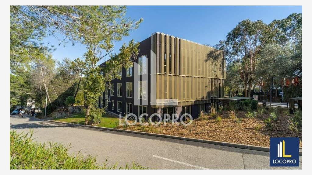 Loue bureaux neufs de 302m² à Sophia Antipolis