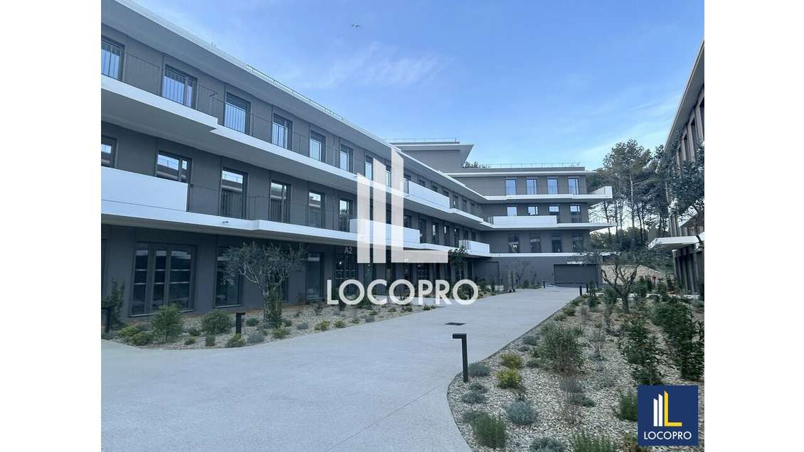 Bureaux bâtiment A, R+4 341,2m² Sophia Antipolis 