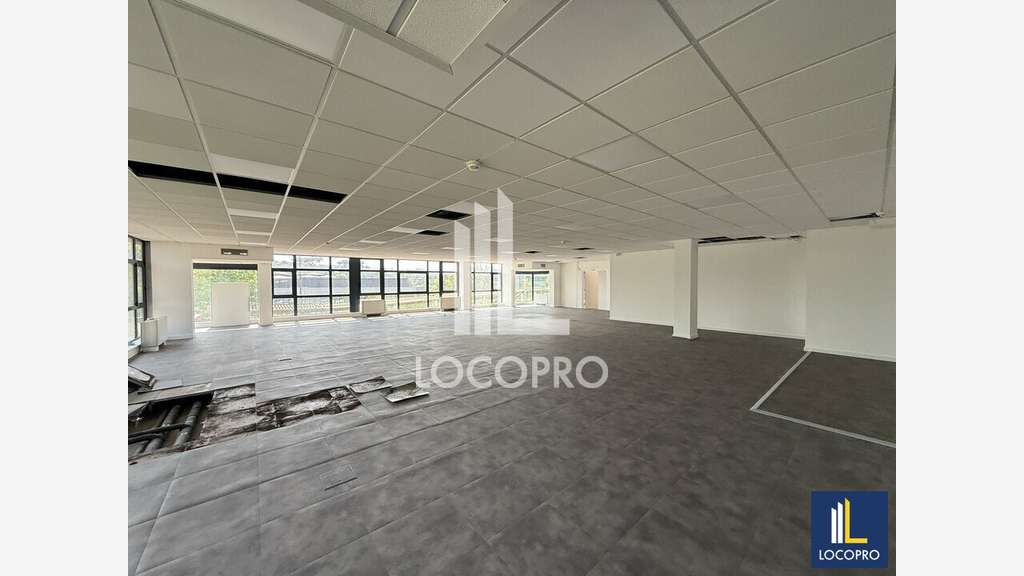 Loue bureaux d'exception 249m² à Sophia-Antipolis