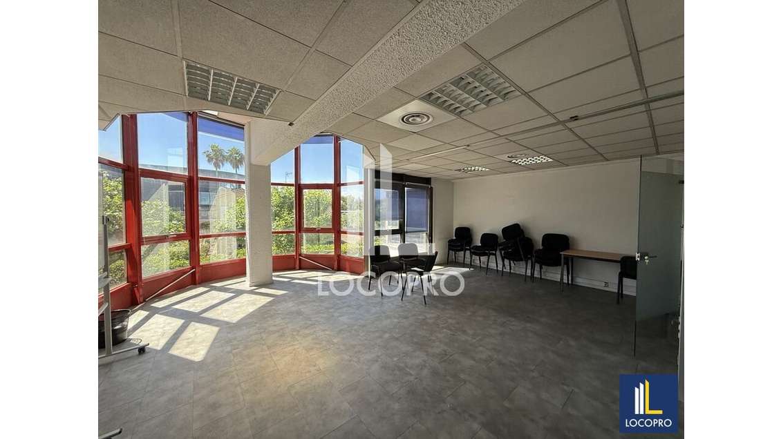 A louer bureaux à partir de 116m² Sophia-Antipolis