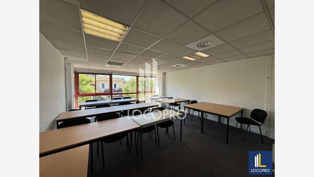 A louer bureaux à partir de 116m² Sophia-Antipolis