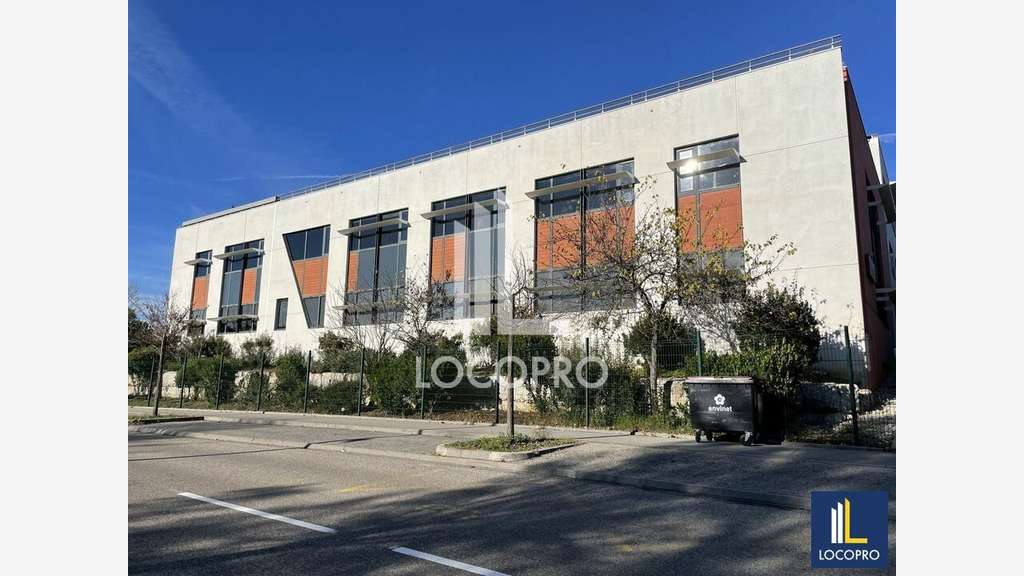 Location bureaux 185m² quartier verdoyant à Biot