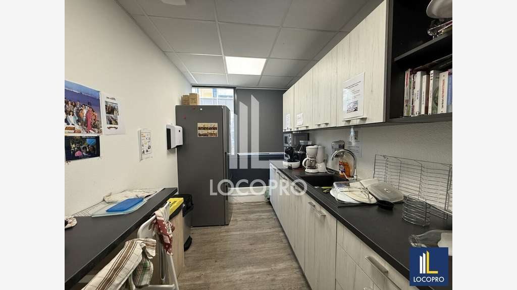 Location bureaux ERP de 257m² à Sophia Antipolis