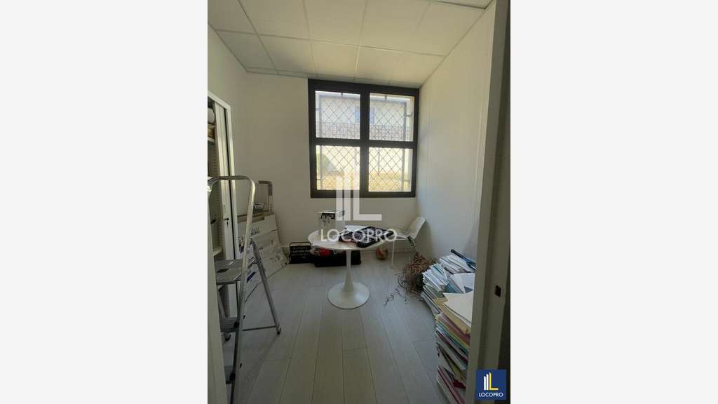 Rare opportunité de location d'un bureau en bon
