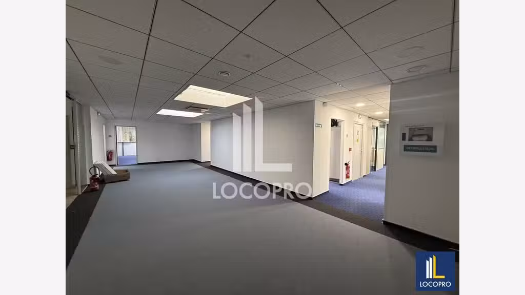 A louer bureaux de 446m² à Sophia Antipolis