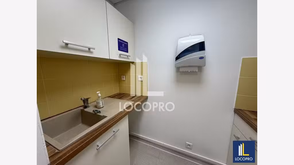 A louer bureaux de 446m² à Sophia Antipolis