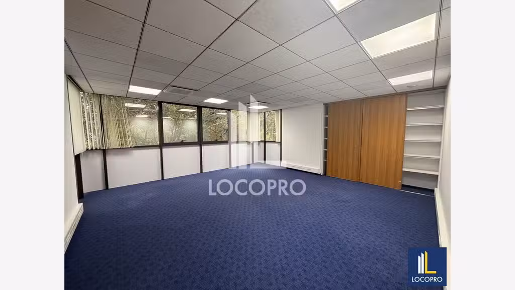 A louer bureaux de 446m² à Sophia Antipolis