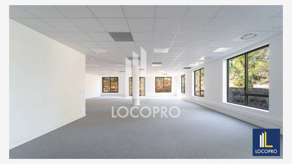Location bureaux 193m² Valbonne accès A8