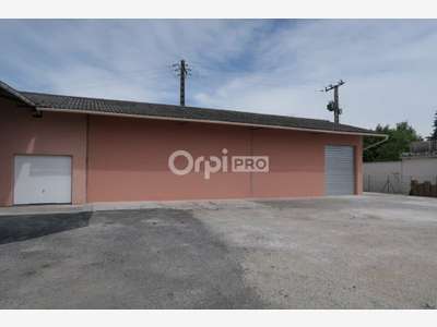 Location bureaux de 120m² à Sorgues empl premium