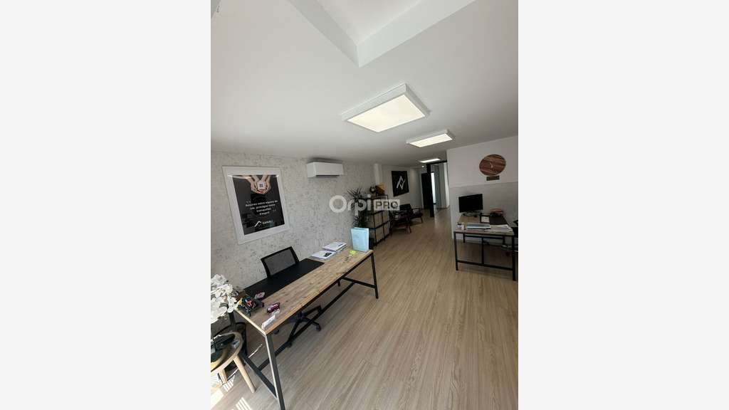 SORGUES - BUREAU à louer