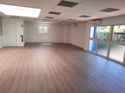 Bureaux 55m² en étage à louer St Henry 13016