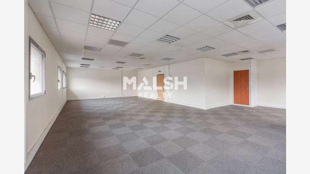 Bureaux à louer 3982m² divisibles à St Priest