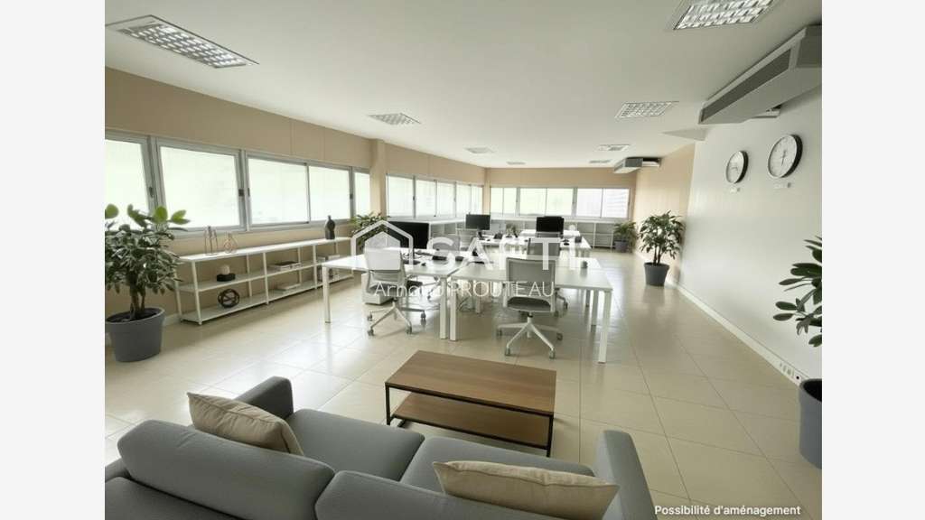 Bureaux 200m² en parfait état rénovés à Blagnac 