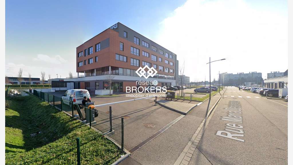 A louer bureaux 845m² R+2 Parc Forges Strasbourg