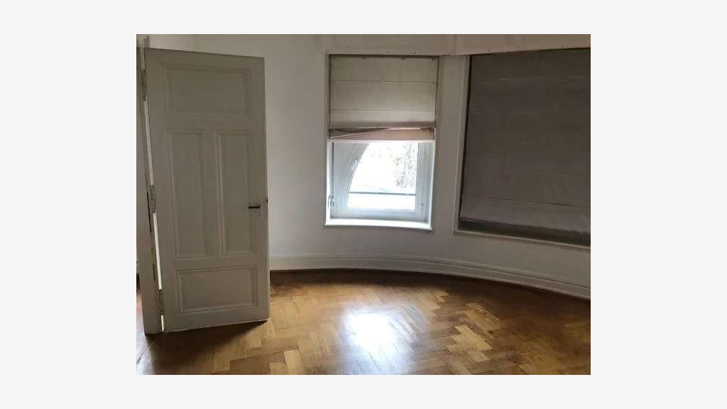 Bureau de 143m² à louer à Strasbourg Quai Koch