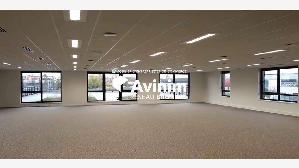 A louer bureaux et terrasse 428m² R+1 à Strasbourg