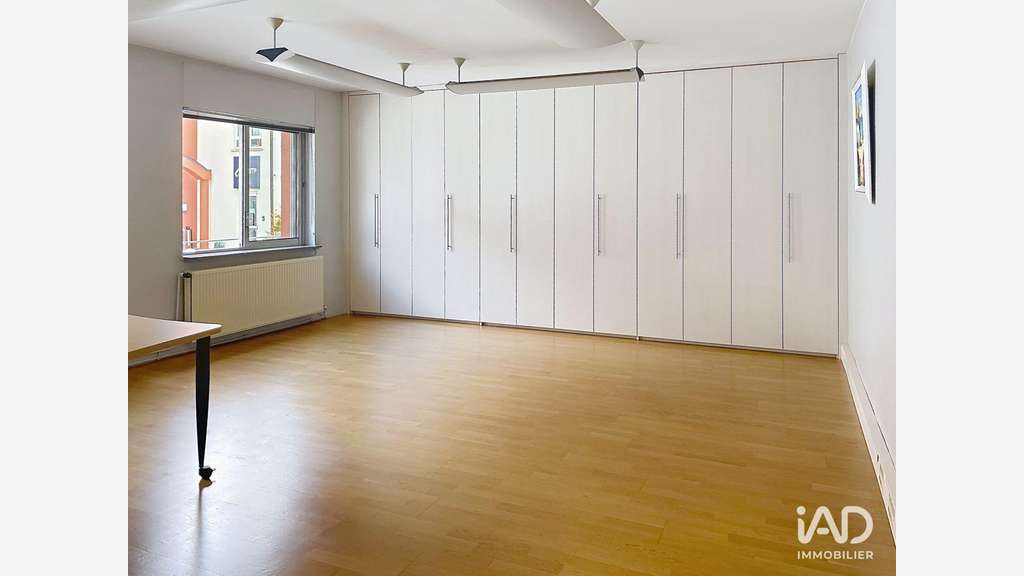 A louer local professionnel 73m² Strasbourg Meinau