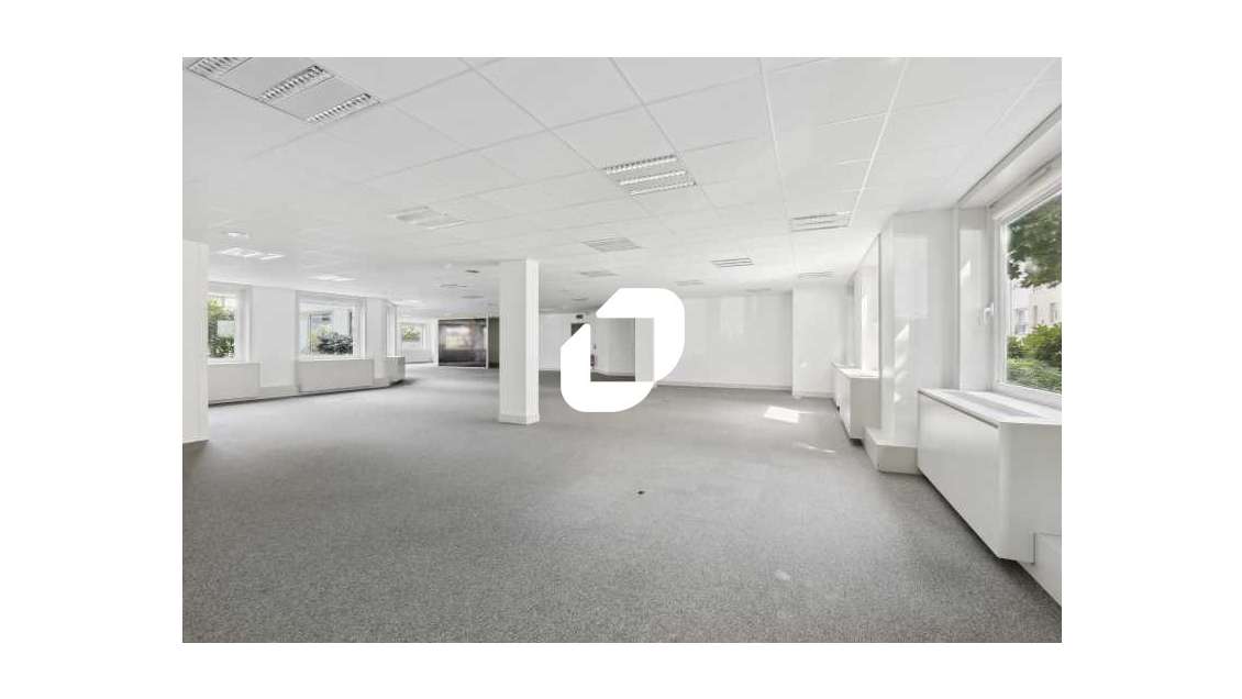 A louer Bureaux 333m² Suresnes