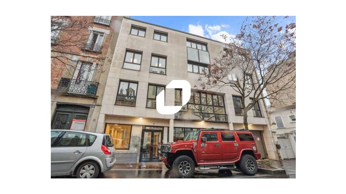 A louer Bureaux 155m² Suresnes